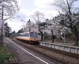 能登鹿島駅