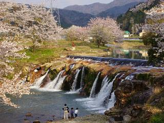 十二ヶ滝（石川県小松市）